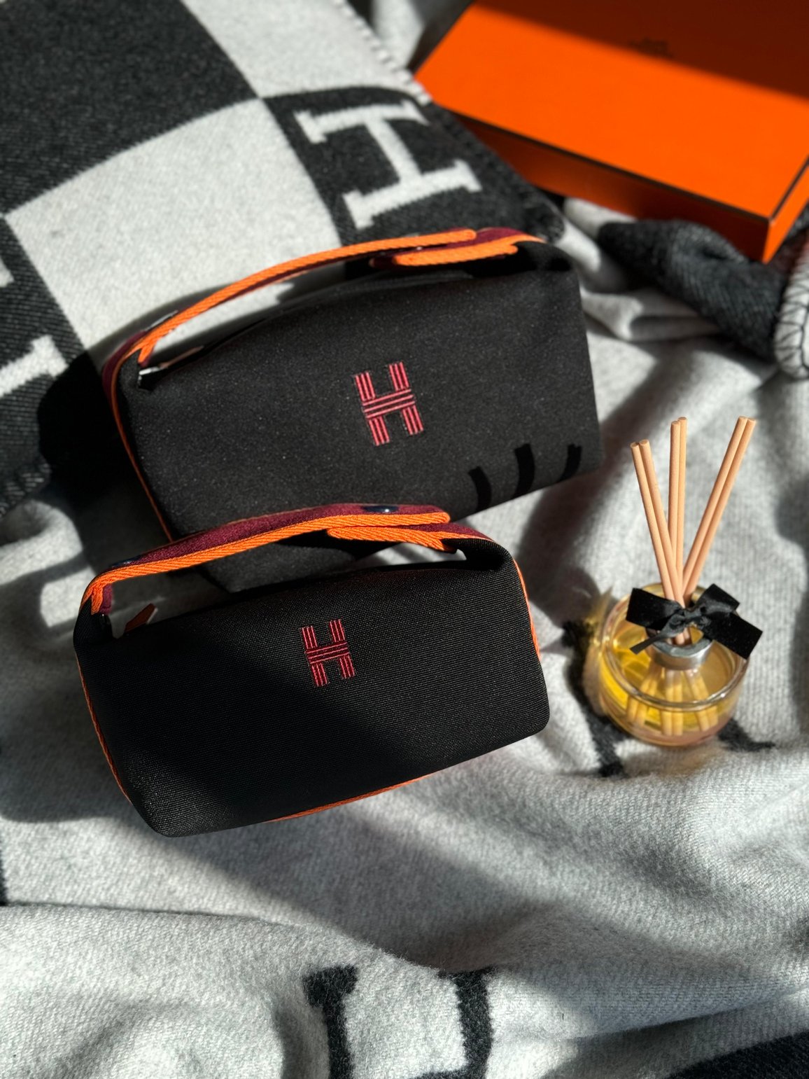 Hermès Makeup Bag – Luxury Cosmetic Pouch in Two Sizes