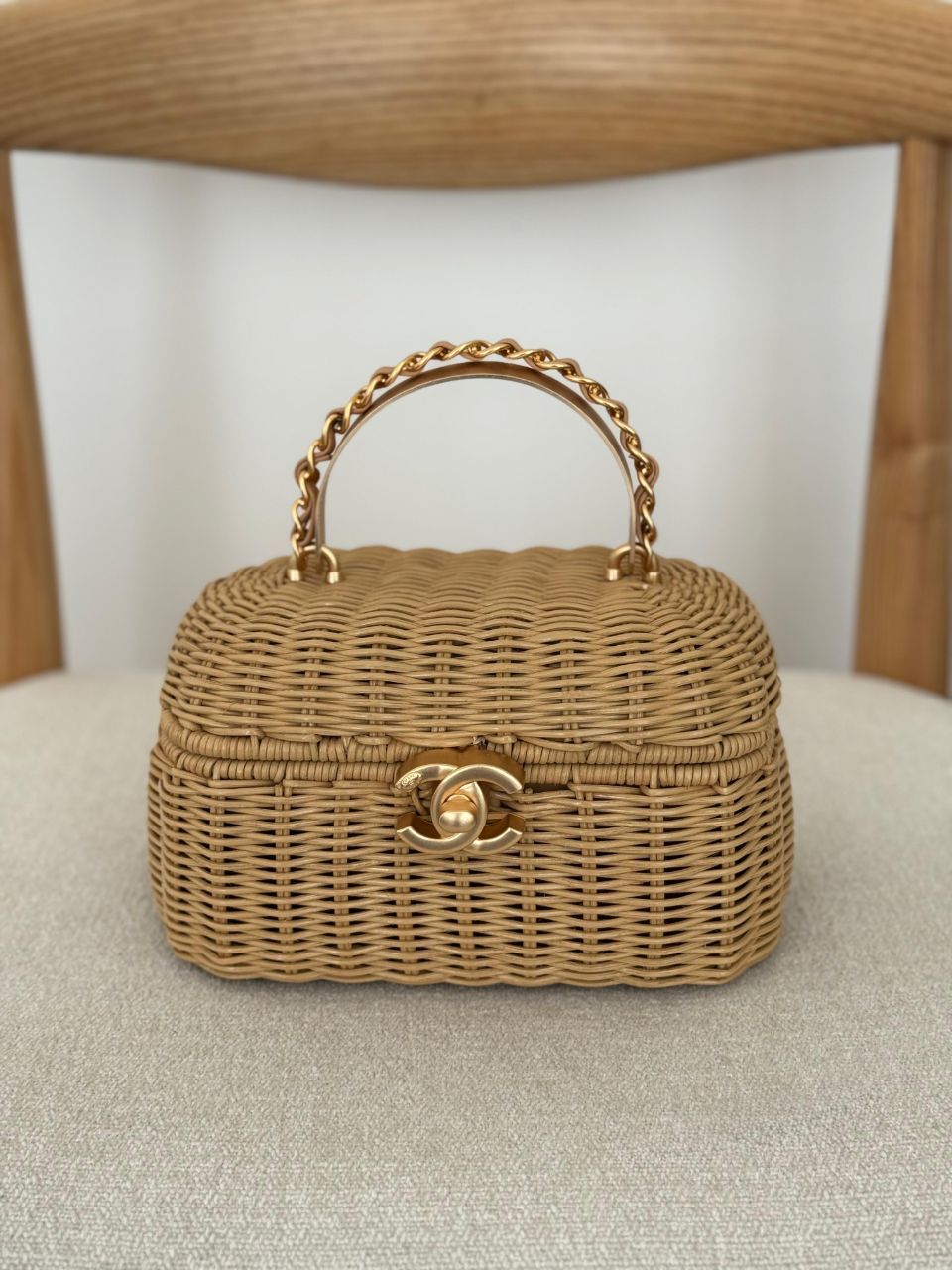 Chanel Cruise 2025/26 Vanity Case Rattan Top Handle Chain Bag